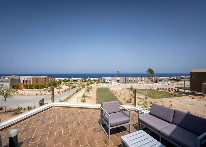 Stayr Somabay - Bay Life